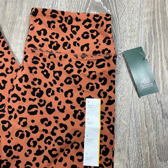 Wild Fable Women's Brown Leopard High-Waisted Classic Leggings - Small - NWT - Picture 4 of 7
